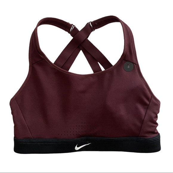 *sold depop* Nike Dri-Fit Impact maximum support compression sports bra - Picture 3 of 10